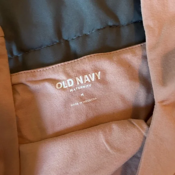 Old navy Maternity sleeveless bodysuit top - Picture 3 of 7